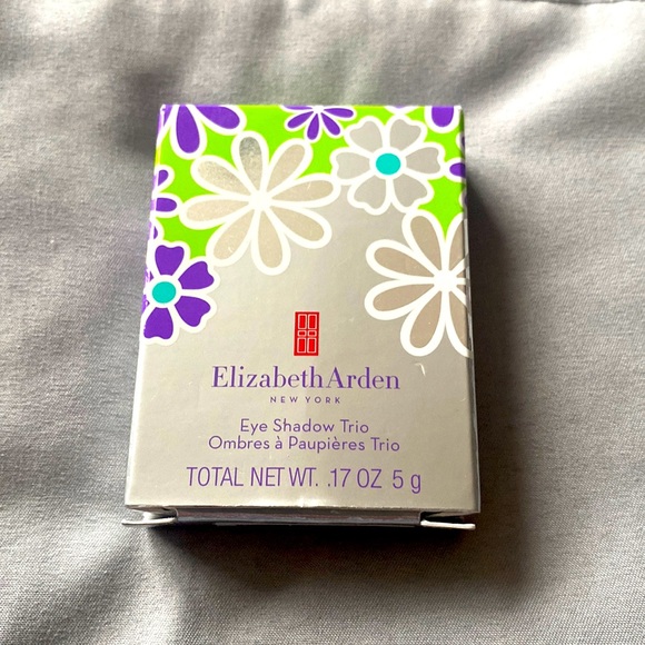 NEW Elizabeth Arden Eyeshadow Trio - color palette called Viridian Bloom - Picture 2 of 8